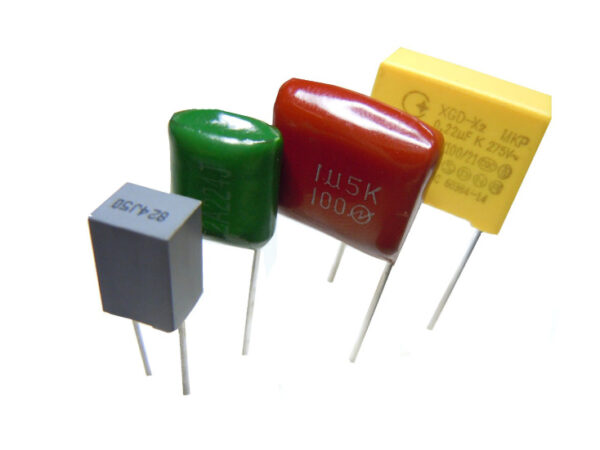 KOND. MKP 1,5uF 275VAC RM27,5