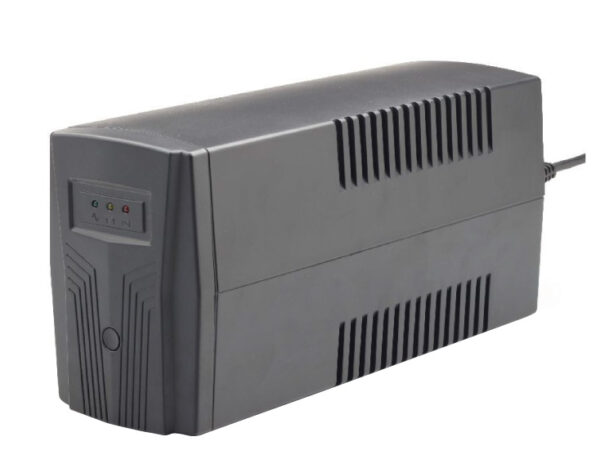 UPS uređaj 390W