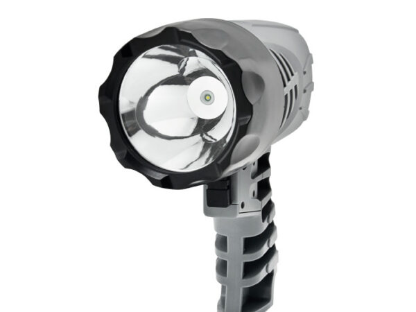 LED baterijska lampa CREE XP-E LED