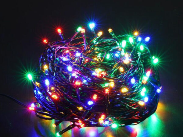 Lampice za jelku sa 100 višebojnih LED dioda