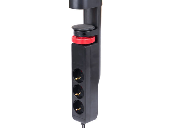 Razvodnik sa 3 mesta 1,5m 1.5 mm2 + USB