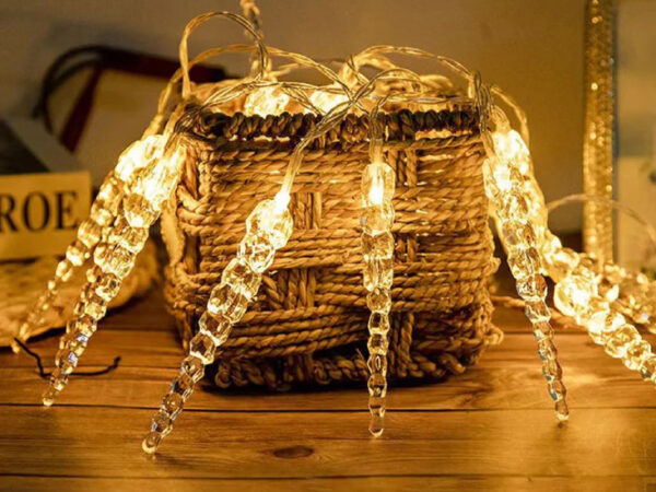 Svetleći niz "ledenice" sa 20 LED dioda