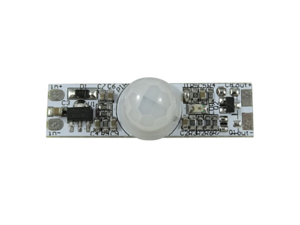 Prekidač sa PIR sen. za LED traku u alum. profil