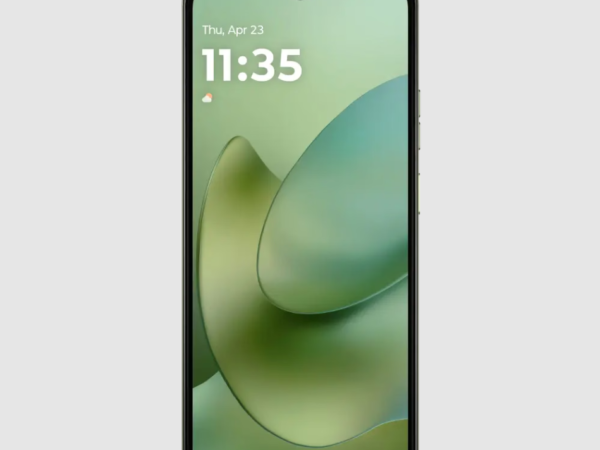 Mobilni telefon Motorola MOTO G06 4_256 GB PANTONE Tendril - Halabrin Decibel